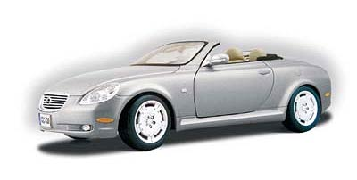 SCALA: 1:18 - MAISTO - MOD.: LEXUS SC430 CONVERTIBLE - Colore: SILVER