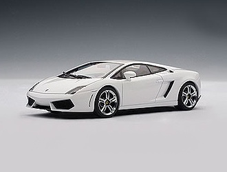 SCALA: 1:18 - MONDO MOTORS - MOD.: LAMBORGHINI LP 560-4 - Colore: BIANCA