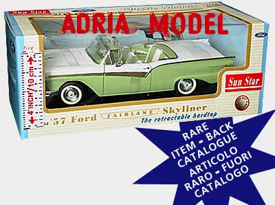 SCALA: 1:18 - SUN STAR - MOD.: FORD Fairlane 1957 Skyliner - Colore: Bianco e Verde Tenue